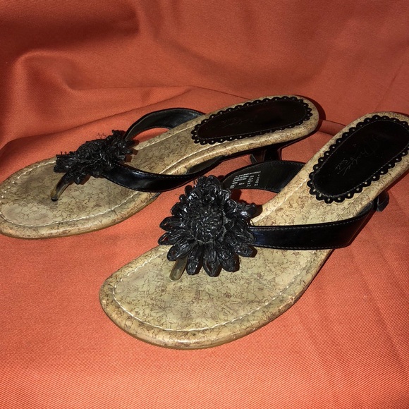 Thalia ❤️Soda Sandals. From Macy’s - Picture 4 of 7